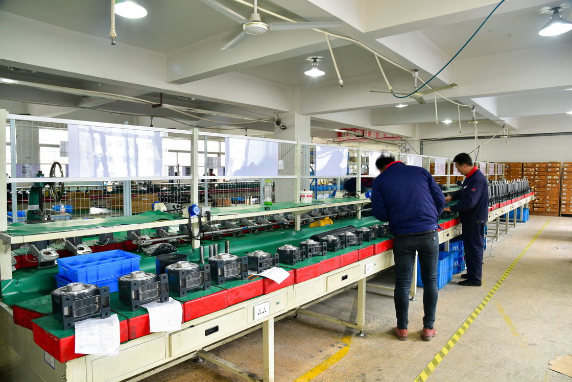 CV 1500W 2HP AC DİŞLİ MOTOR 32MM ŞAFT CH32-1500 CH CV REDÜKTÖR MOTOR 3 FAZLI REDÜKTÖR MOTORU ELEKTRİK MOTORU ŞANZIMAN